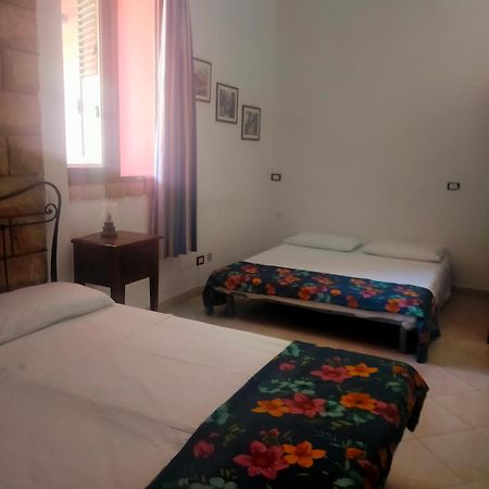 Bed and Breakfast La Rosa Del Deserto Scicli Exterior foto